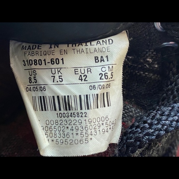 MOVINGNike SB Blazer Todd Jordan Red Plaid Flannel - Picture 5 of 5